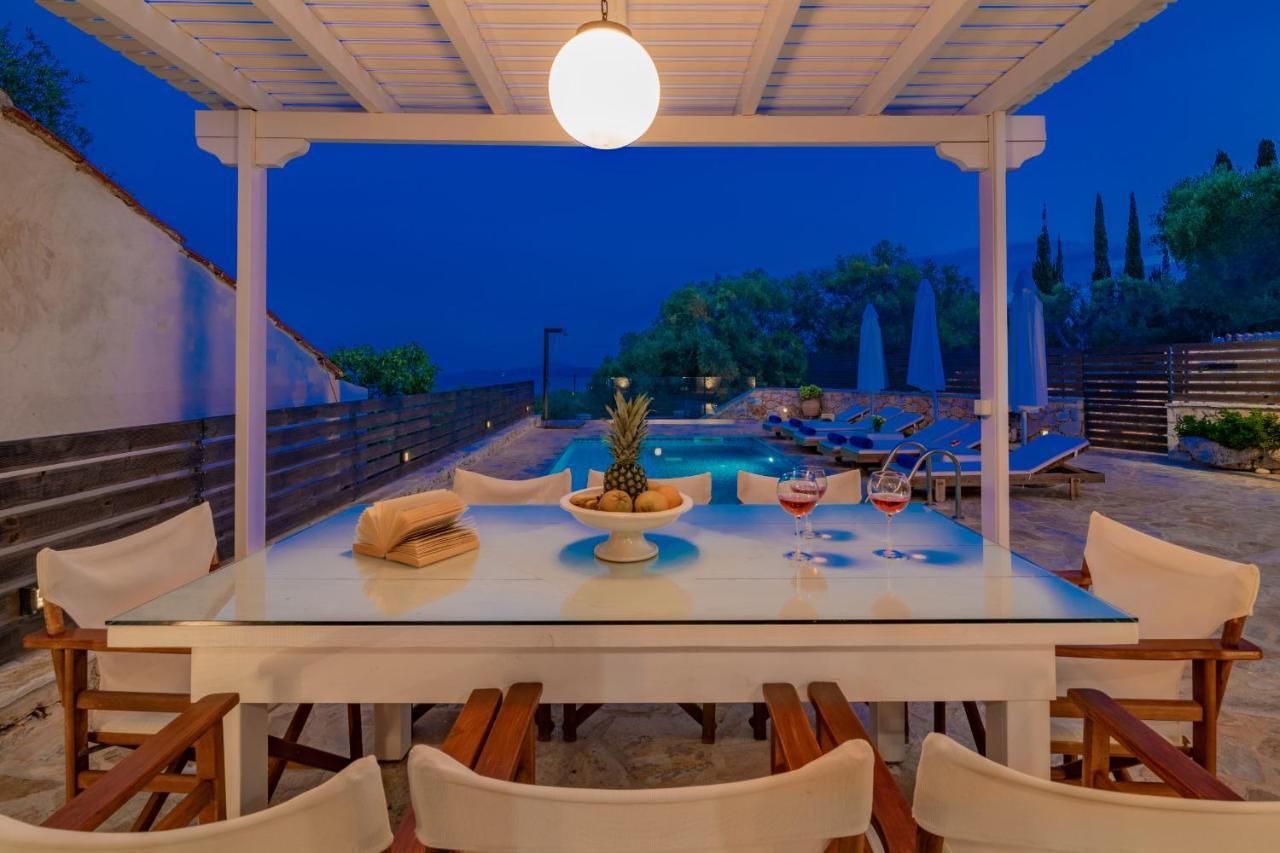 Villa Daniela - Private Pool And Serene Location, By Zantewize Коритион Экстерьер фото