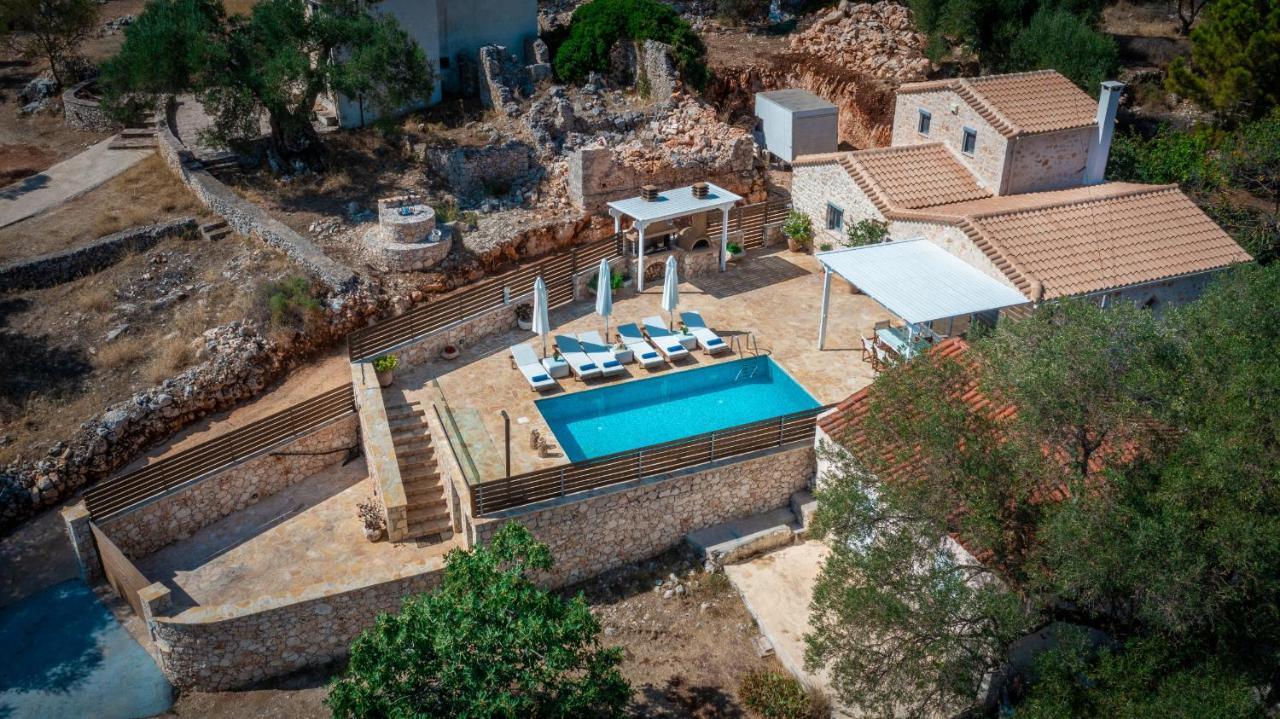 Villa Daniela - Private Pool And Serene Location, By Zantewize Коритион Экстерьер фото